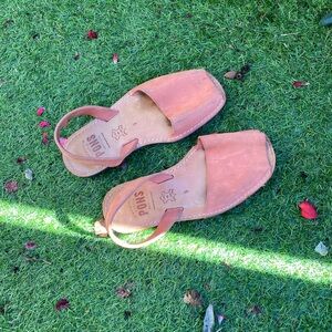 Avarcas PONS Coral Size 9